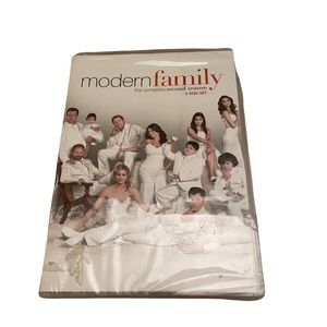 Modern family season 2 DVD sealed brand new television show ABC family sitcom